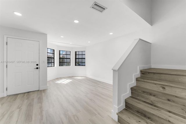 15430 SW 74th Cir Ct 506, Miami, FL 33193