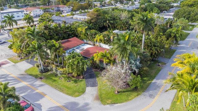 801 NW 24th St, Wilton Manors, FL 33311