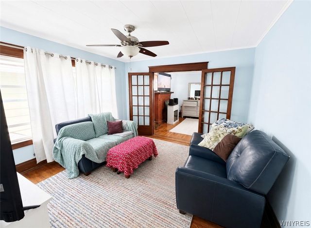 42 Edgewood Avenue, Buffalo, NY 14220