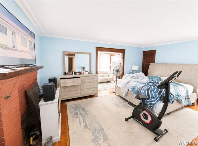 42 Edgewood Avenue, Buffalo, NY 14220