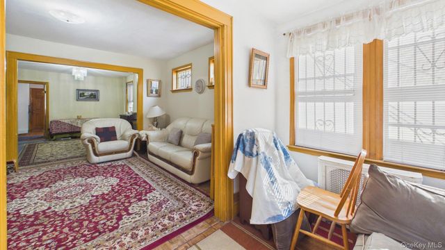 4711 88th Street, Elmhurst, NY 11373