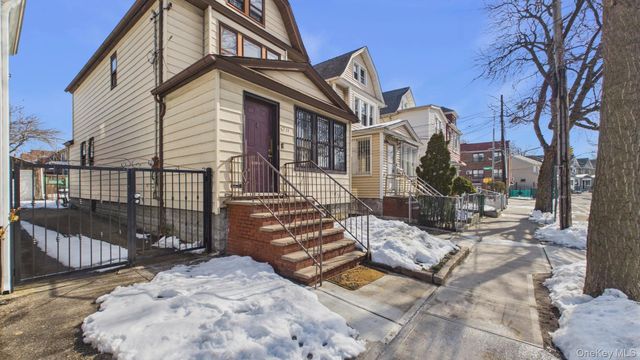4711 88th Street, Elmhurst, NY 11373