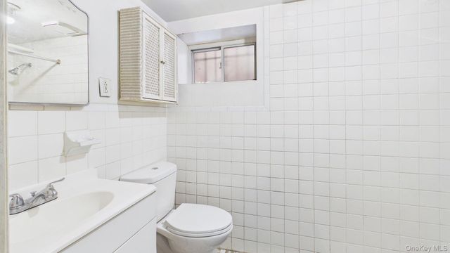 4711 88th Street, Elmhurst, NY 11373