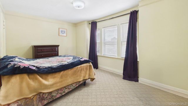 4711 88th Street, Elmhurst, NY 11373