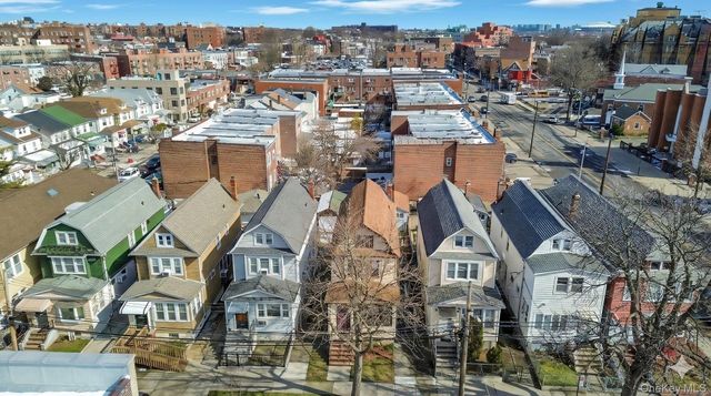 4711 88th Street, Elmhurst, NY 11373