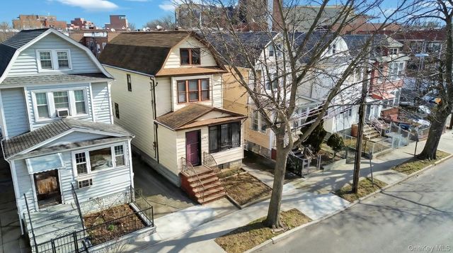 4711 88th Street, Elmhurst, NY 11373