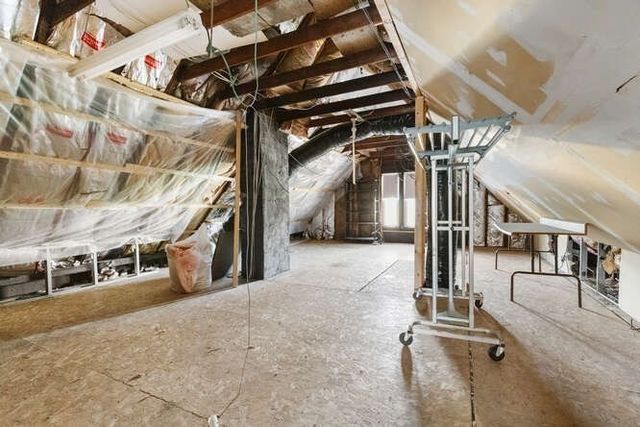 16 Hollingsworth St, Lynn, MA 01902