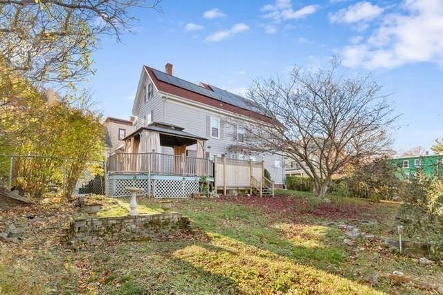 16 Hollingsworth St, Lynn, MA 01902