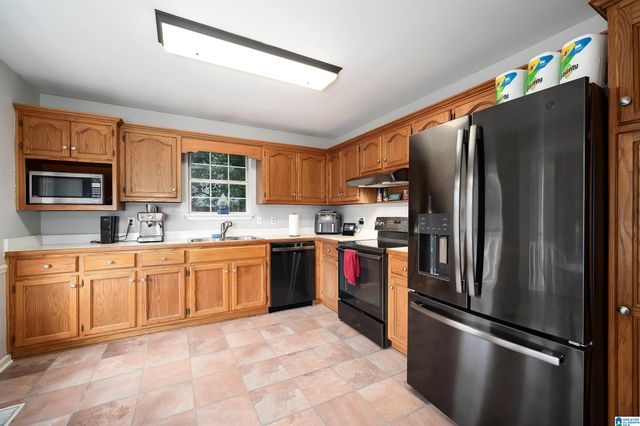 7517 BREANE DRIVE, Trussville, AL 35173