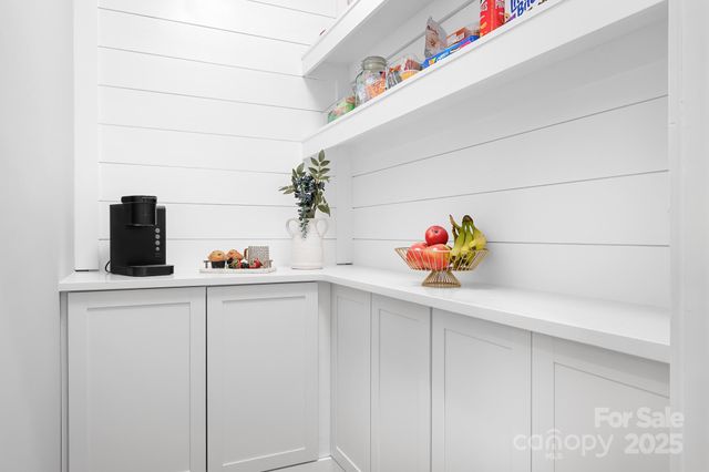 2391 Lee Lawing Road, Lincolnton, NC 28092