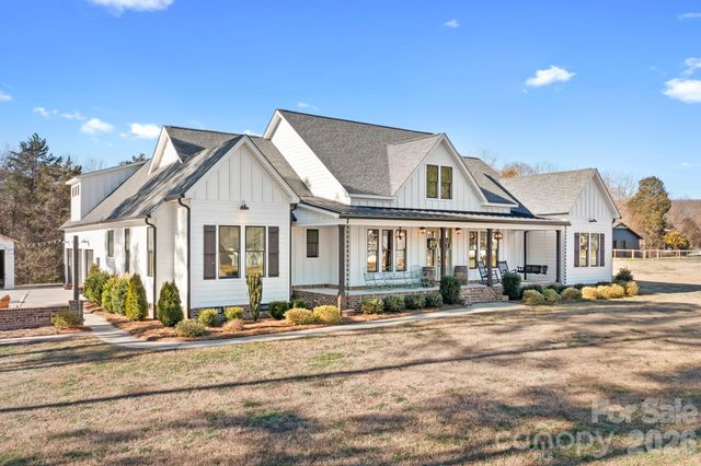 2391 Lee Lawing Road, Lincolnton, NC 28092