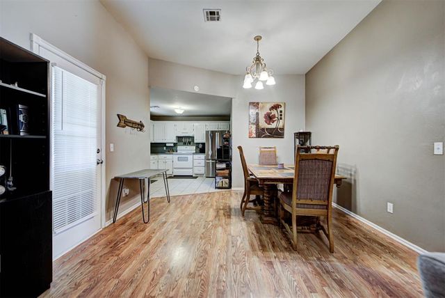 14704 Choctaw Trail, Choctaw, OK 73020