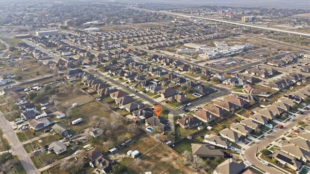 10201 Maple Leaf, Corpus Christi, TX 78410