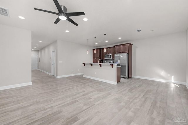 3514 Mossy Oak Villas Cir, Pensacola, FL 32514