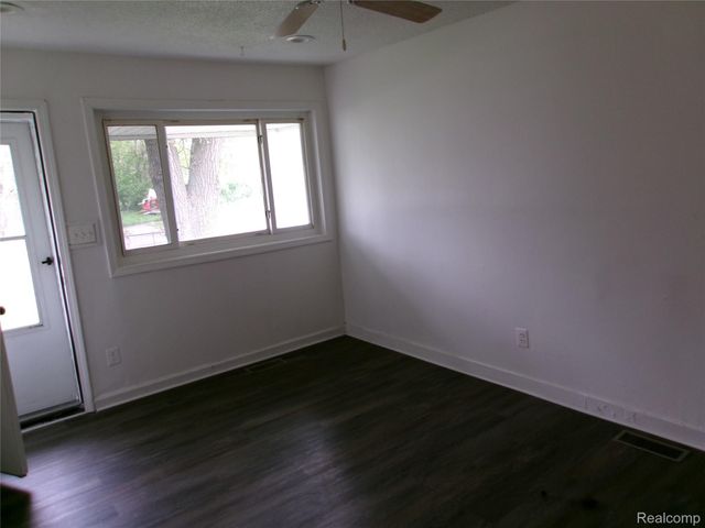 709 Dorset Avenue, Ypsilanti Charter Township, MI 48198