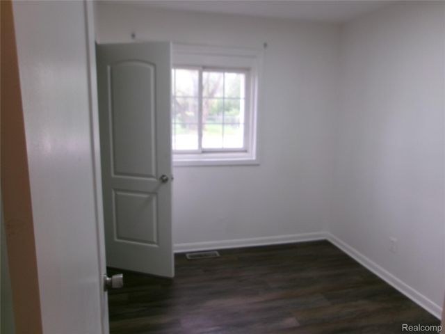 709 Dorset Avenue, Ypsilanti Charter Township, MI 48198