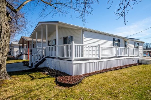 5110 N 450 W Lot 112, Angola, IN 46703