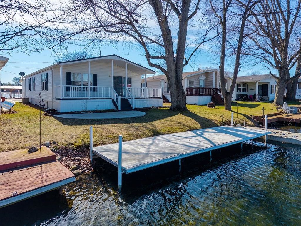 5110 N 450 W Lot 112, Angola, IN 46703