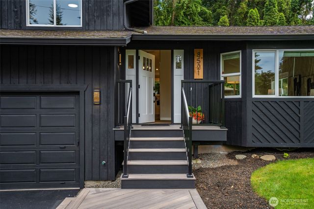 8521 Gold Way, Everett, WA 98208