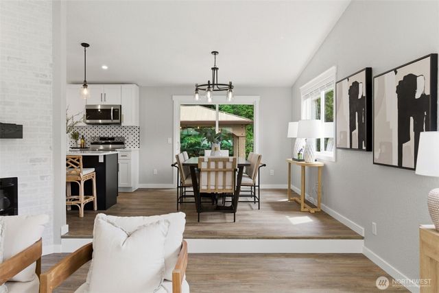 8521 Gold Way, Everett, WA 98208