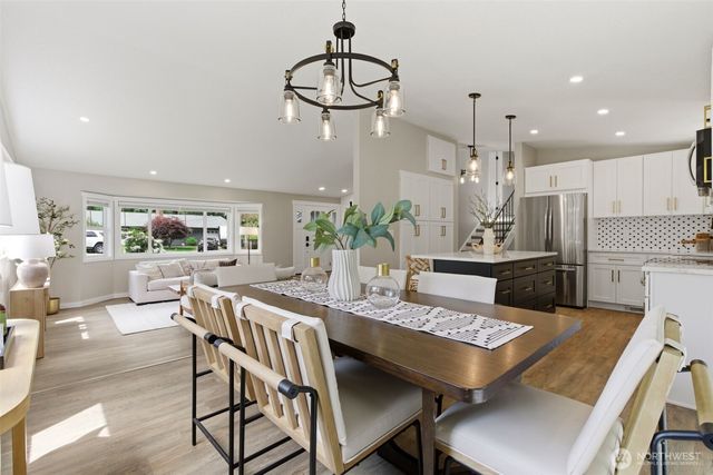 8521 Gold Way, Everett, WA 98208