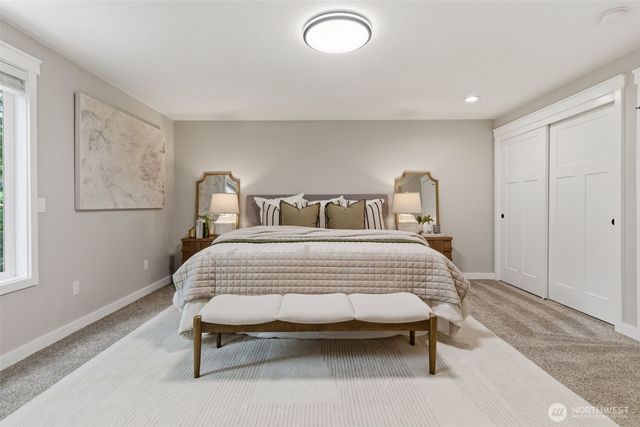 8521 Gold Way, Everett, WA 98208