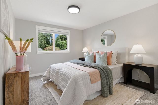 8521 Gold Way, Everett, WA 98208