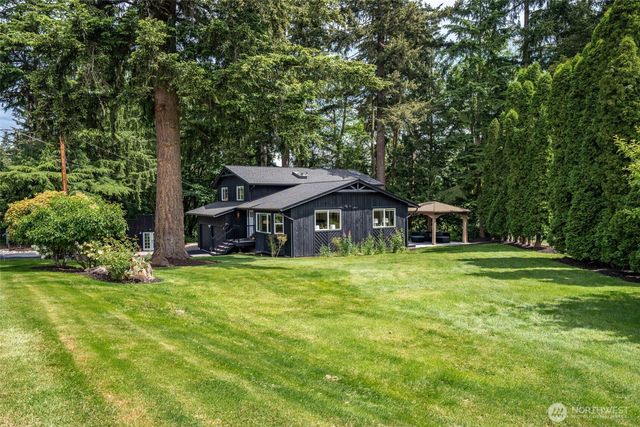 8521 Gold Way, Everett, WA 98208