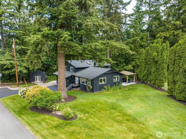 8521 Gold Way, Everett, WA 98208