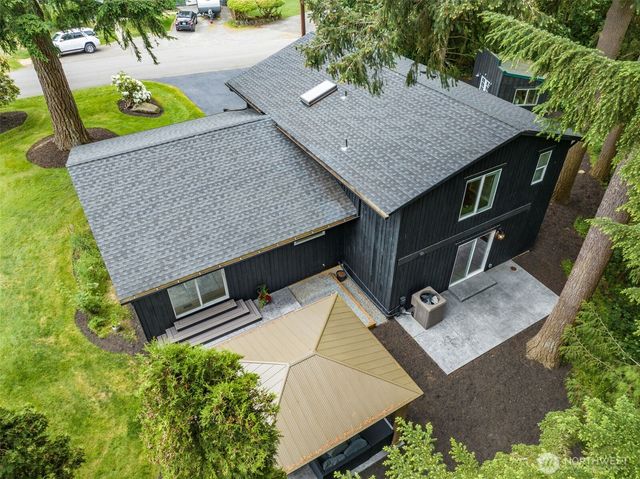 8521 Gold Way, Everett, WA 98208