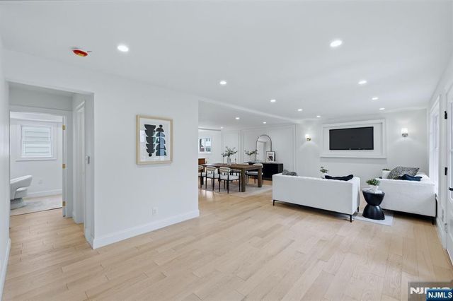 60 Lasalle Avenue, Hasbrouck Heights, NJ 07604