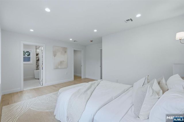 60 Lasalle Avenue, Hasbrouck Heights, NJ 07604
