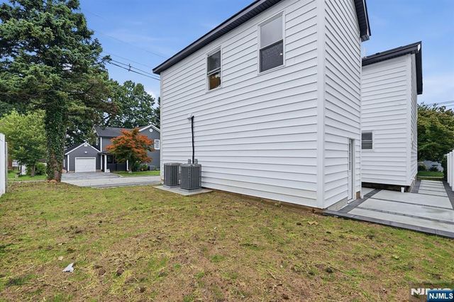 60 Lasalle Avenue, Hasbrouck Heights, NJ 07604