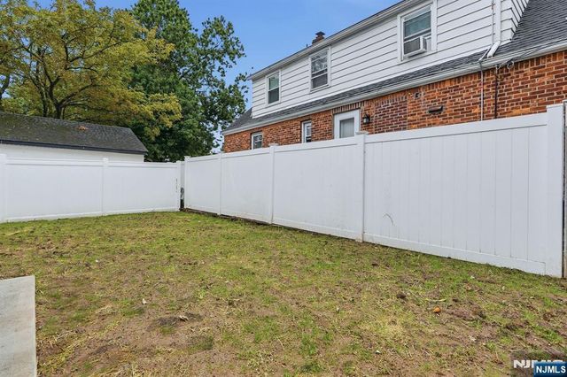 60 Lasalle Avenue, Hasbrouck Heights, NJ 07604