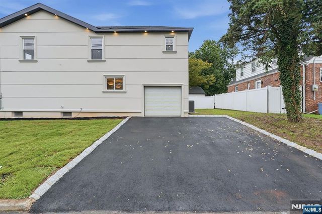 60 Lasalle Avenue, Hasbrouck Heights, NJ 07604