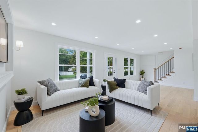60 Lasalle Avenue, Hasbrouck Heights, NJ 07604