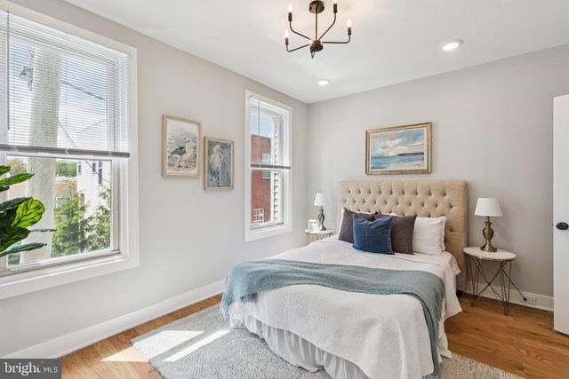 3867 MANOR ST, Philadelphia, PA 19128