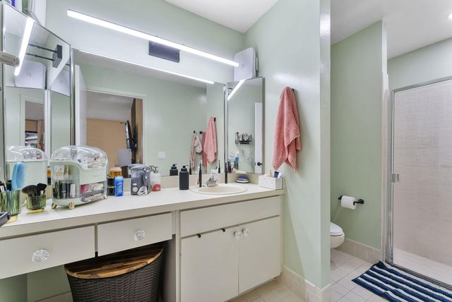 153 Meadows Drive, Boynton Beach, FL 33436