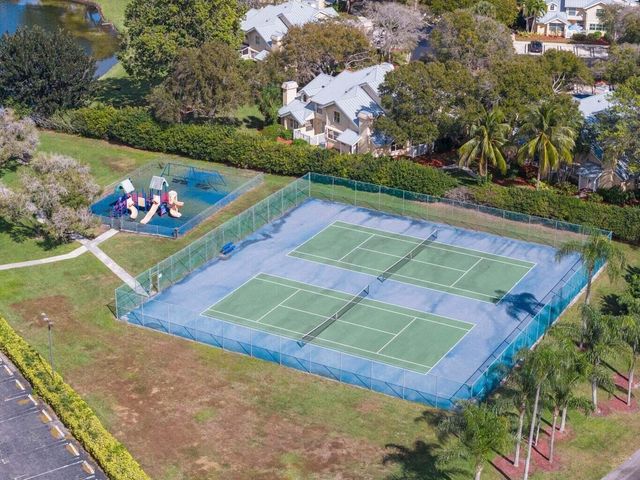 153 Meadows Drive, Boynton Beach, FL 33436