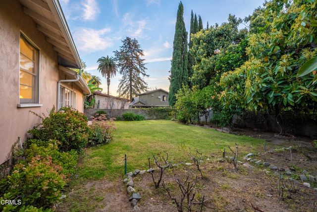 305 S Mayflower Avenue, Monrovia, CA 91016