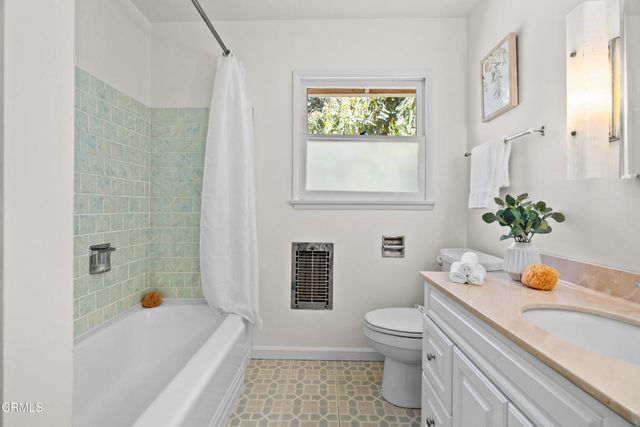 305 S Mayflower Avenue, Monrovia, CA 91016