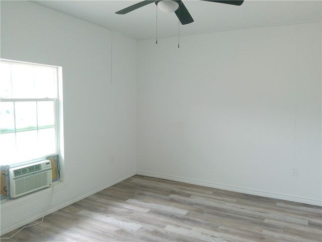 4117 Monaco Dr, Corpus Christi, TX 78411