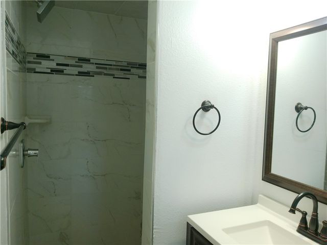 4117 Monaco Dr, Corpus Christi, TX 78411