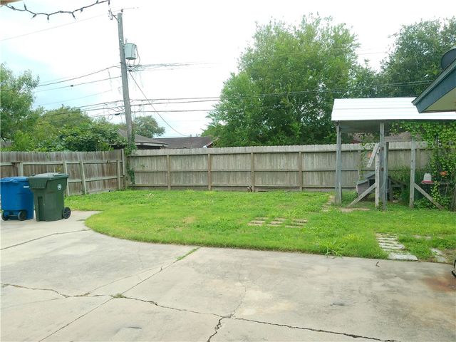 4117 Monaco Dr, Corpus Christi, TX 78411