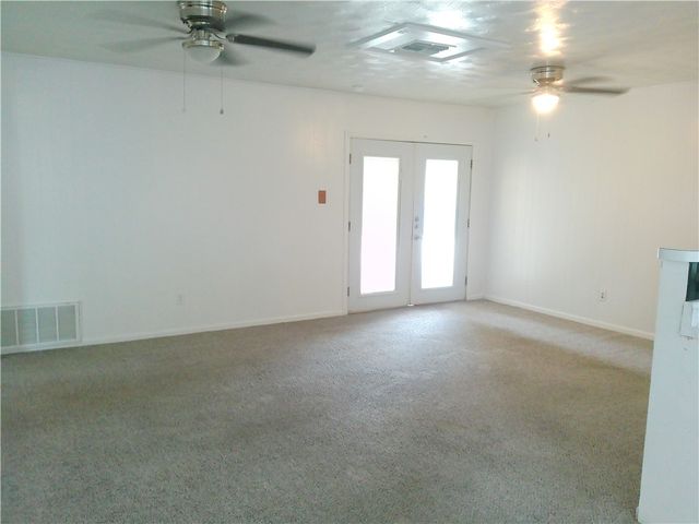 4117 Monaco Dr, Corpus Christi, TX 78411