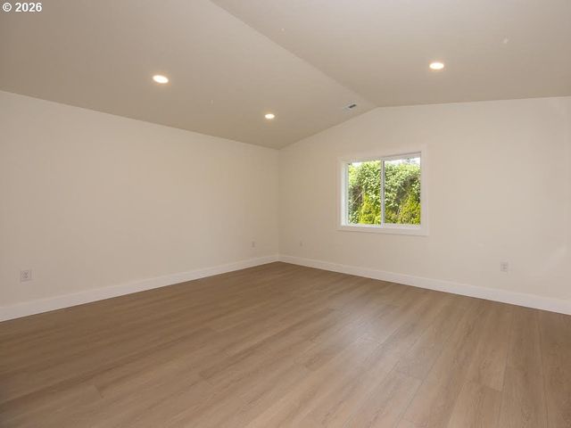 2116 E 39TH St, Vancouver, WA 98663