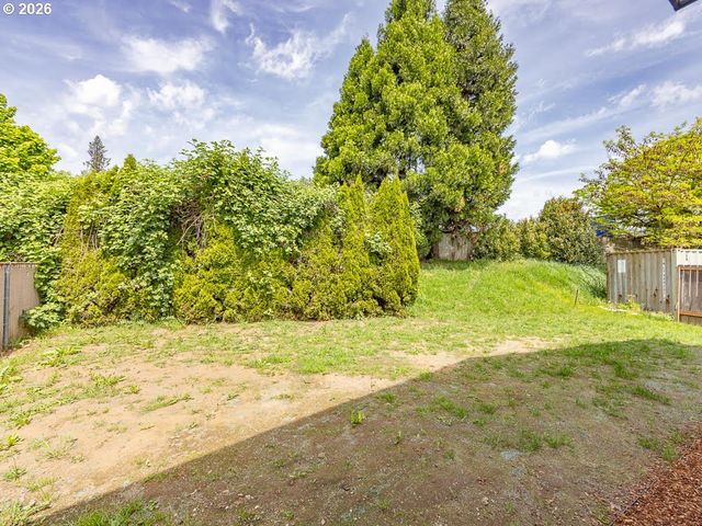 2116 E 39TH St, Vancouver, WA 98663