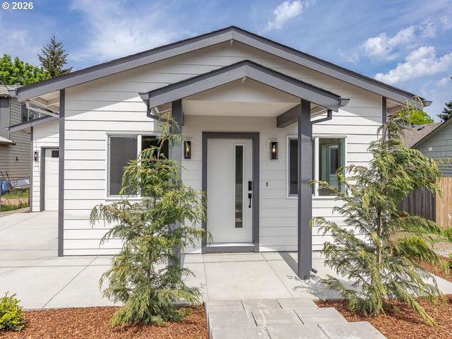 2116 E 39TH St, Vancouver, WA 98663