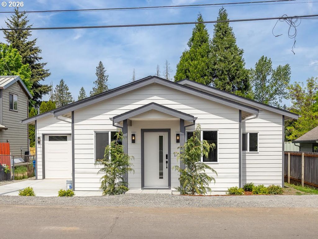 2116 E 39TH St, Vancouver, WA 98663