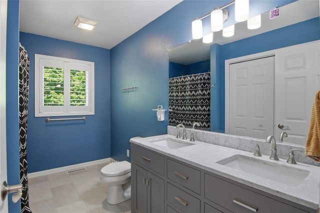 122 Eagle Ridge Court, Eau Claire, WI 54703
